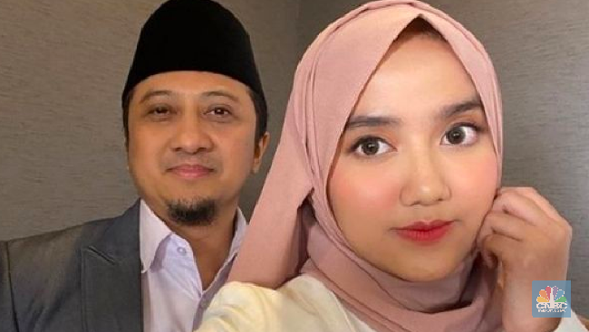 Viral Wishlist Wirda Mansur di Medsos, Mau Gaji Rp100 M/Hari - CNBC Indonesia