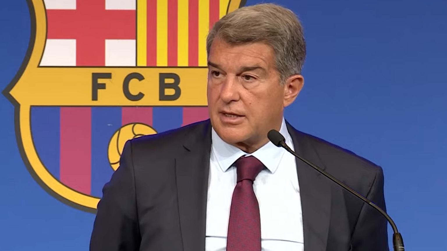 Prezydent Barcelony wytłumaczył odejście Messiego. Mówi o fatalnej sytuacji finansowej - Sport.pl