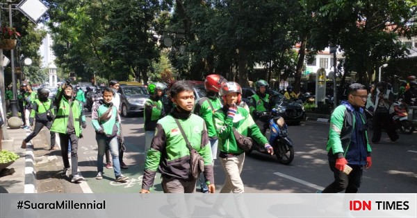 Pedagang, Ojol, hingga Mahasiswa di Bandung Demo Tolak PPKM - IDN Times Jawa Barat