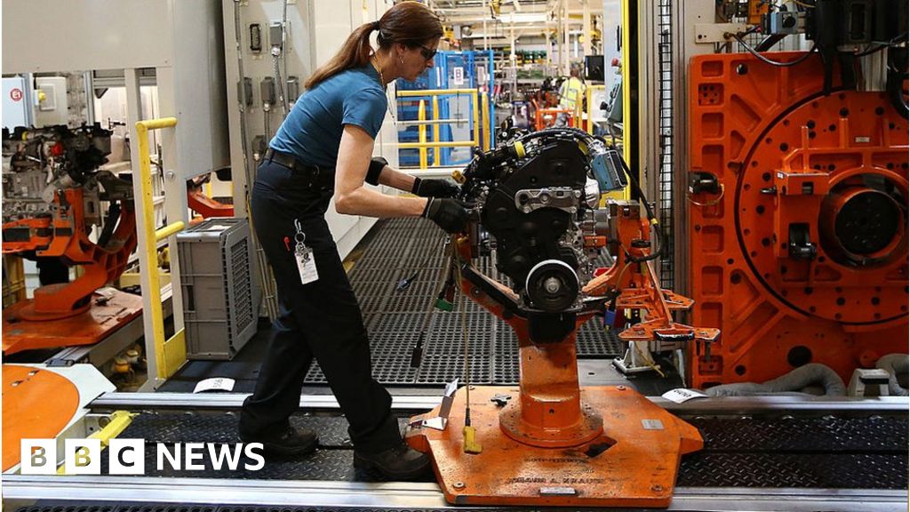 Car production falls to lowest level for 65 years - BBC News