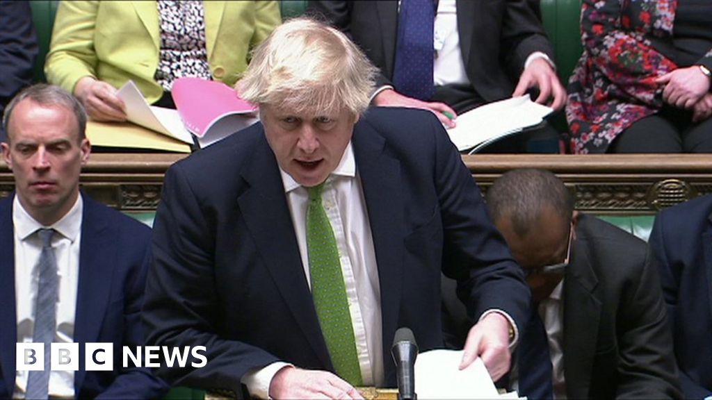 Boris Johnson announces UK sanctions against Russia - BBC News
