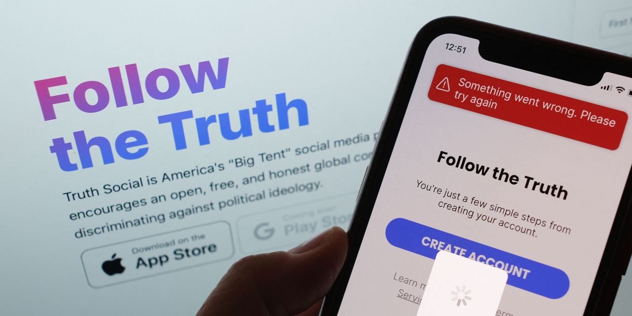 Trump’s Truth Social Launches on Apple’s App Store, With Glitches - The Wall Street Journal
