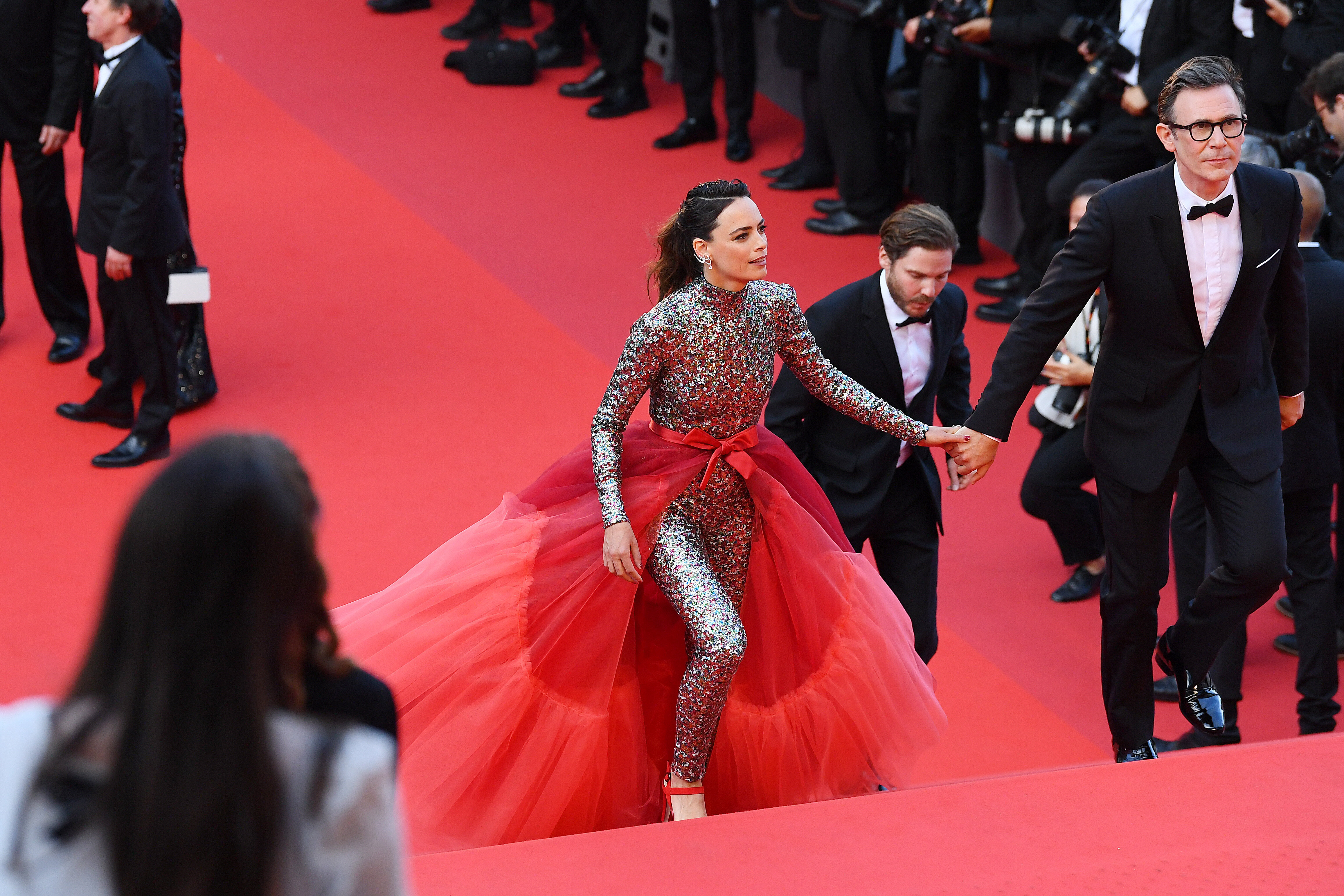 Au Festival de Cannes, Bérénice Bejo a scintillé sur les marches - Le HuffPost