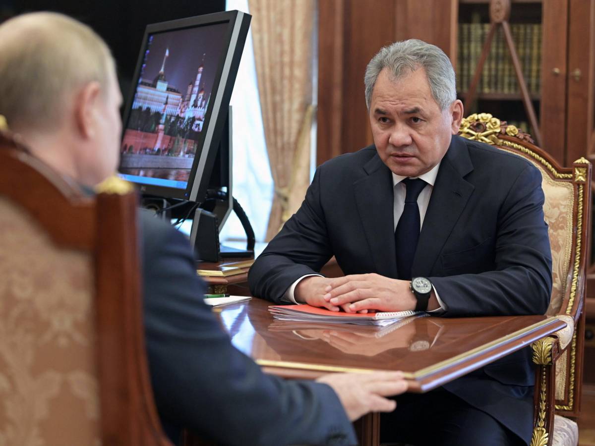 Il giallo sul potente ministro di Putin: che fine ha fatto Shoigu? - ilGiornale.it