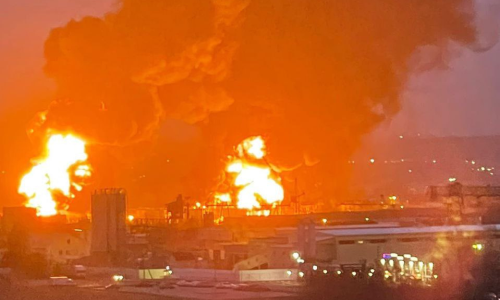 VÍDEOS: veja imagens do ataque da Ucrânia a um depósito de petróleo na Rússia - Jovem Pan