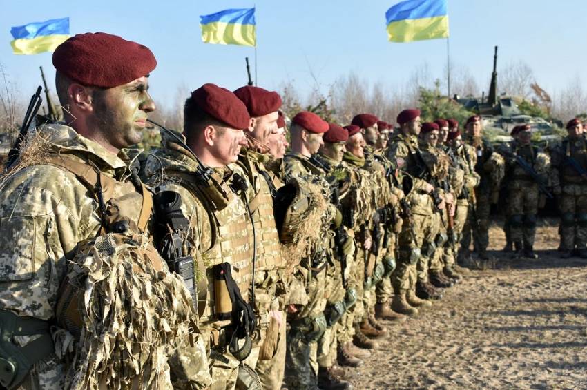 Zelensky: 3.000 Tentara Ukraina Terbunuh, 20.000 Tentara Rusia Tewas - SINDOnews