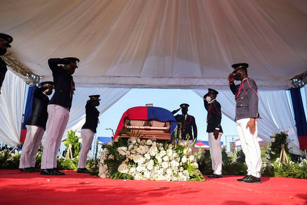 Protes Pecah di Pemakaman Presiden Haiti, Para Tamu Lari Cari Perlindungan - SINDOnews.com