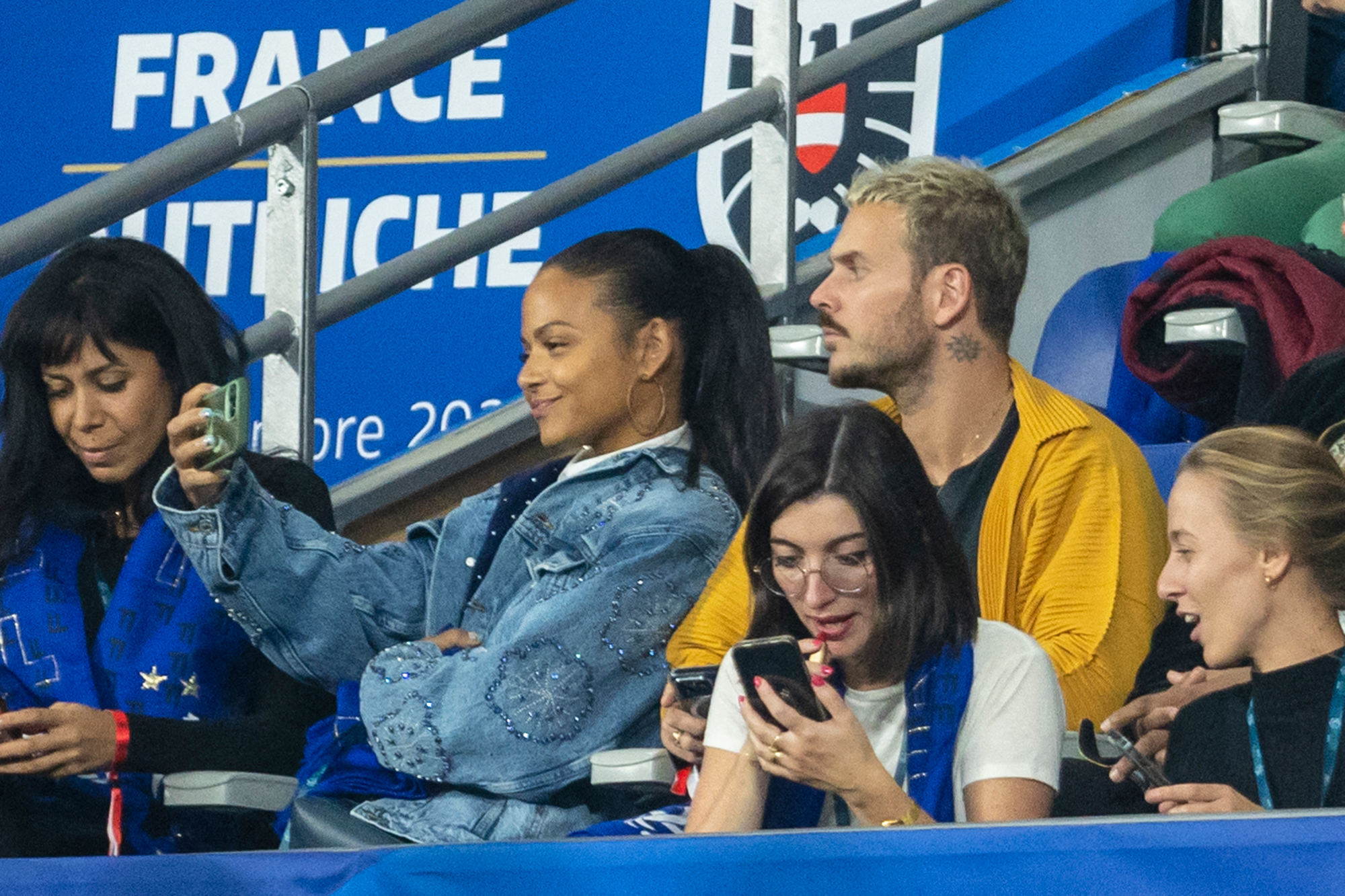 Christina Milian et M. Pokora amoureux, Nagui en famille... Les stars en tribune du Stade de France - Paris Match