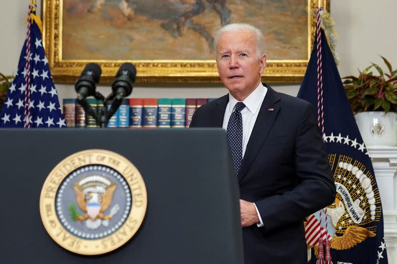 Biden to deliver remarks on Russia and Ukraine later on Tuesday, White House says - Yahoo News