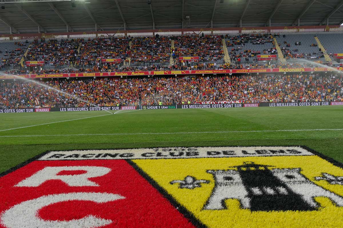 Retour à une jauge limitée à 5 000 personnes dans les stades pour 3 semaines, plusieurs beaux matches du RC Lens à Bollaert impactés - Lensois.com