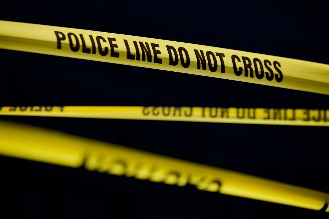 Woman dead; man, two children injured inside car after SE Portland shooting - OregonLive